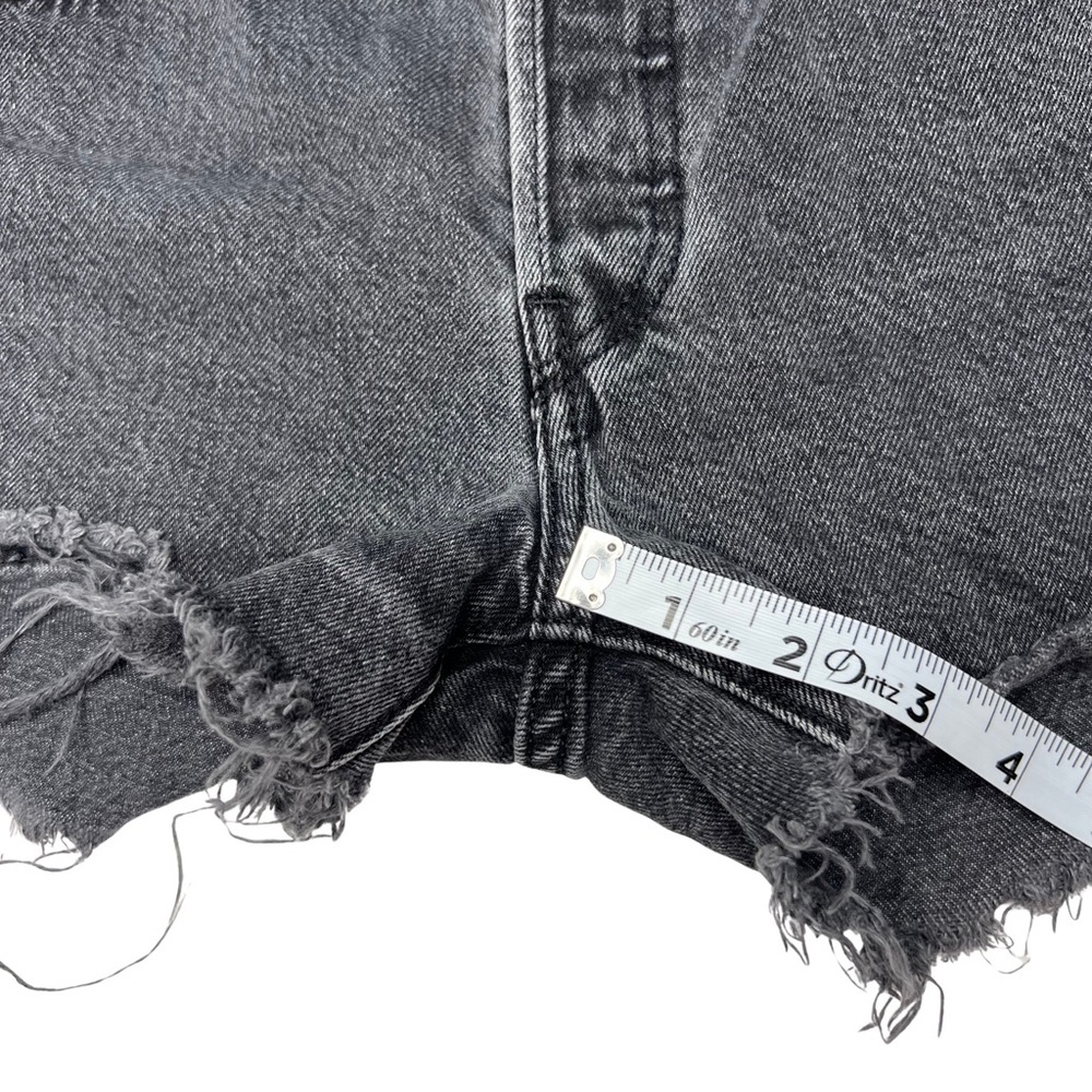 Levi’s 501 Shorts Demin Cutoff Distressed Frayed 90s Raw Hem Faded Black 27 - Picture 13 of 15